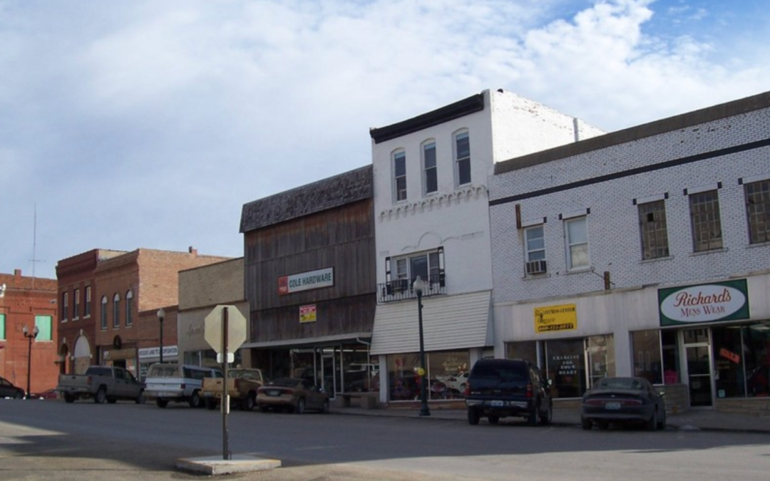 Historic downtown Bethany, Missouri showcasing charming small-town storefronts and local businesses that make Midwest getaways unique.